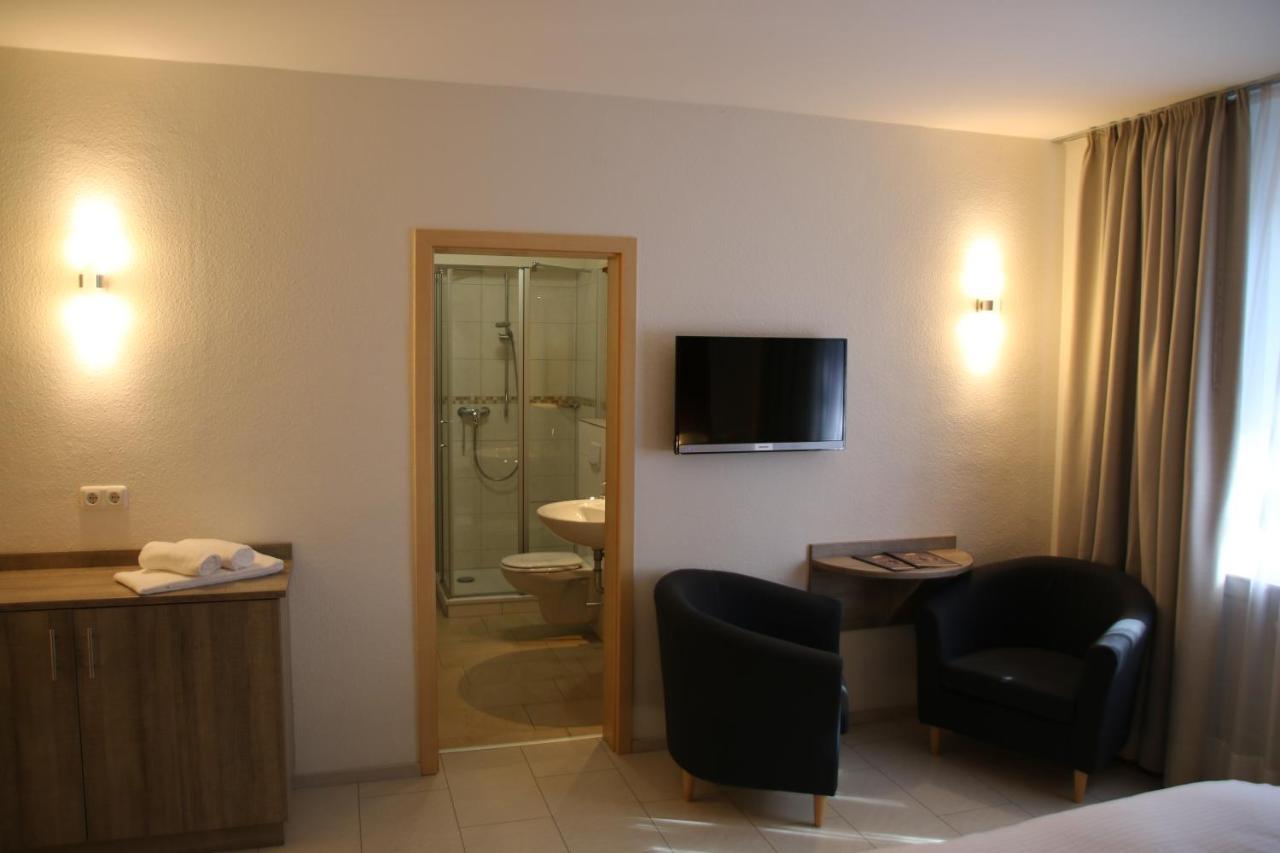 Hotel Zum Goldenen Bullen Dorsten Esterno foto